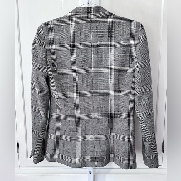 B MOSS | 2 | Tailored Fit - Picture 6 of 14